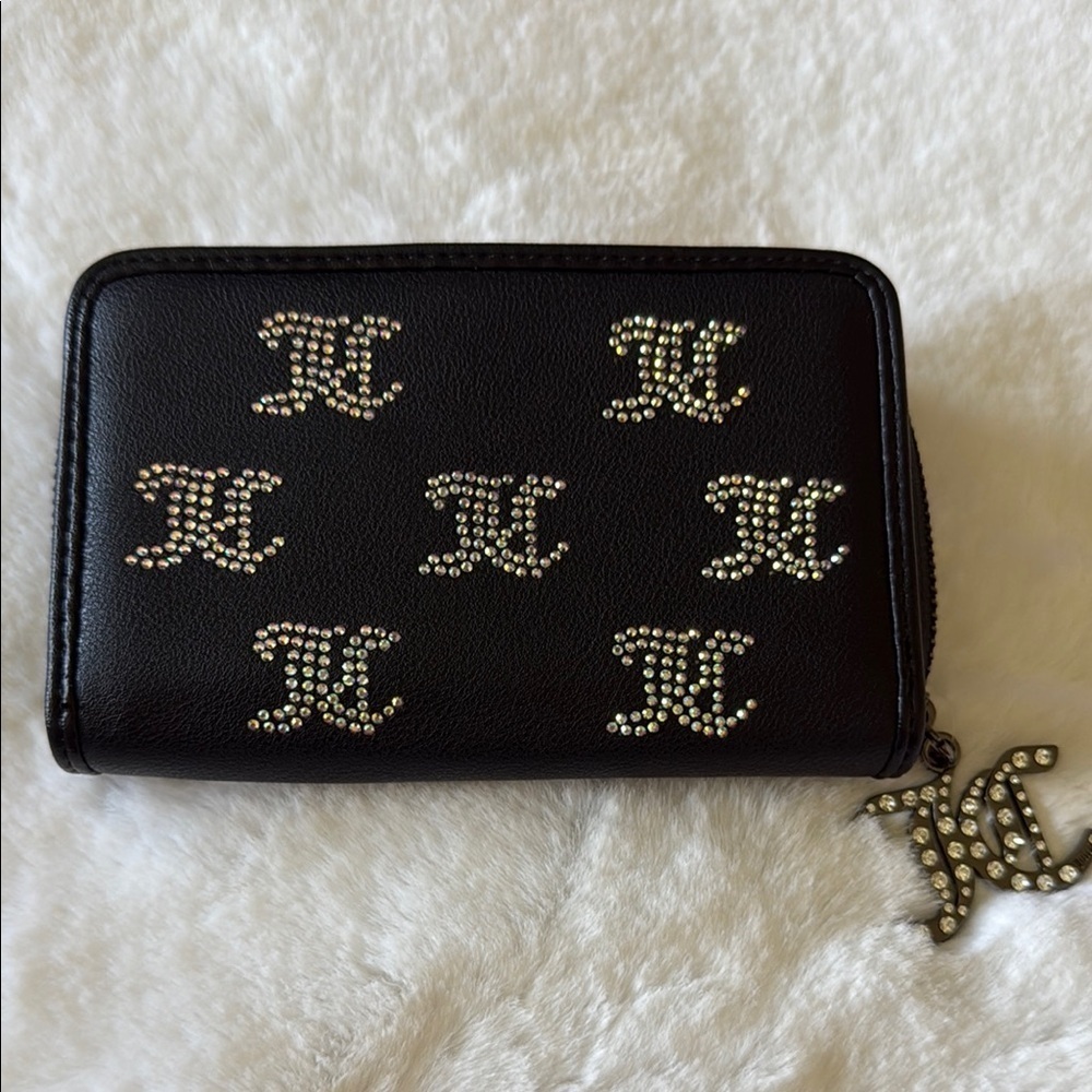 Juicy couture take the lead 💎 bling wallet